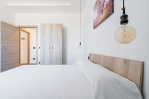 4 camere, ferro/asse da stiro, Wi-Fi