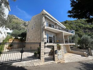 Majoituspaikan julkisivu