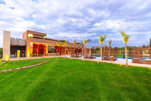 Terrace/patio - Private villa overlooking the Atlas mountains: luxury, calm and pleasure in Marrakech (TAMESLOU)