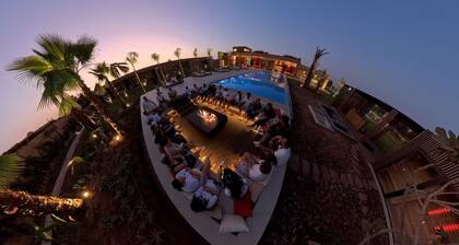 Private villa overlooking the Atlas mountains: luxury, calm and pleasure in Marrakech