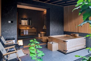 Phòng đôi có thiết kế đặc trưng | Phòng tắm | Buồng tắm vòi sen, vòi sen thủy lực 