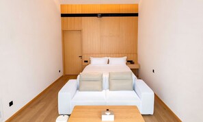 Ekstrasenger (mot et tillegg), wi-fi (inkludert) og sengetøy