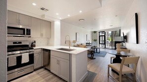 Fridge, dining tables - Landing | Stylish Studio, Pool, Clubhouse (Tempe)