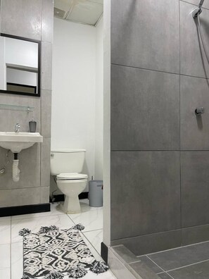 Towels, soap, toilet paper