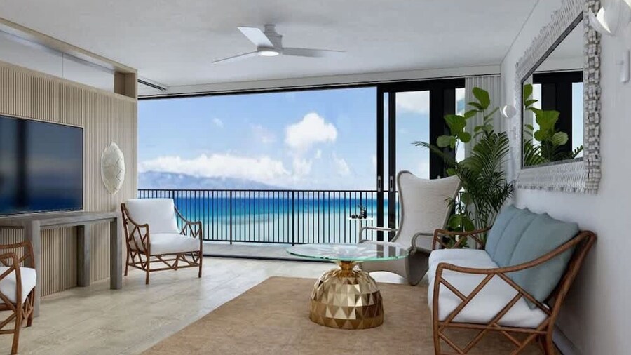 Luxurious Oceanfront 20-foot Panoramic Ocean View
