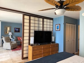 House | 2 bedrooms, desk, Internet - Whale Watching Oceanfront Escape Molokai Views Cool Tropical Breezes (Lahaina)