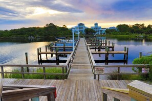 Marina - Cozy 2-Bedroom Ocean Front Condo with beautiful views! (Panama City)