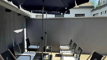 Sun deck
