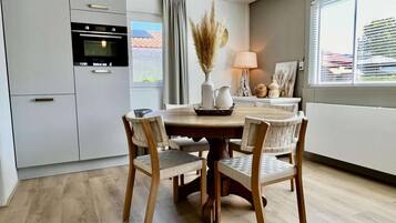 House | Dining