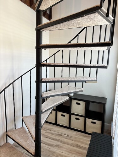 Charming 2-bedroom condo with WiFi, AC in lovely Edmond