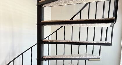 Charming 2-bedroom condo with WiFi, AC in lovely Edmond