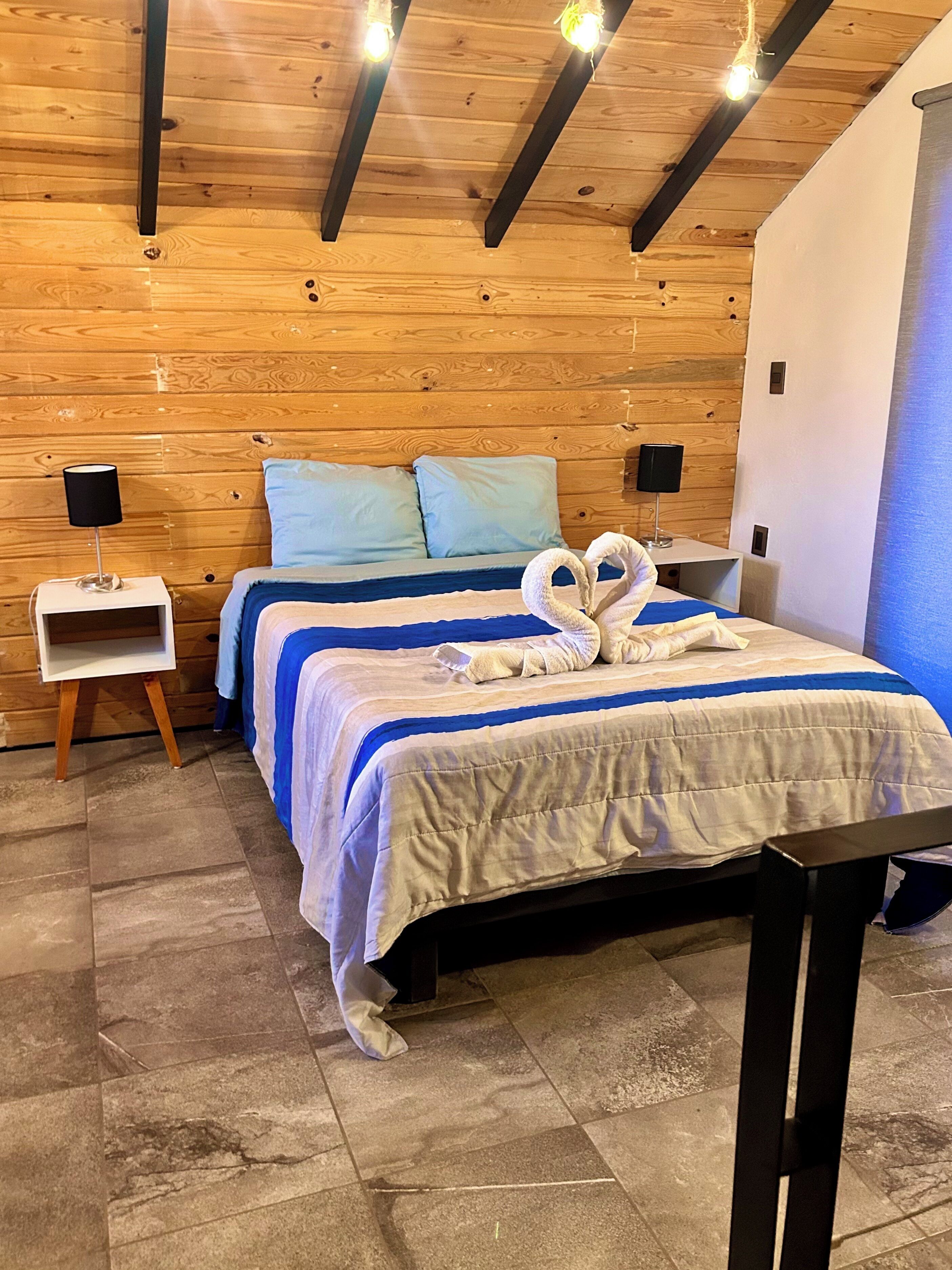 Down duvets, laptop workspace, rollaway beds, free WiFi