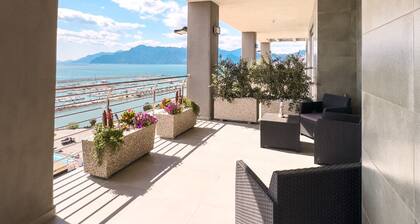Sunshine - Lilibeth Luxury Suites Salerno