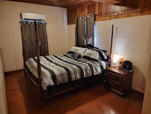 2 Schlafzimmer, Schreibtisch, WLAN, Bettwäsche