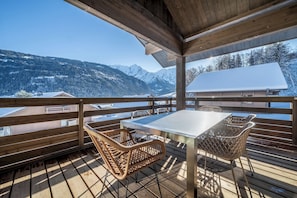Outdoor dining - Luluvert - Luxury Chalet in Saint-Gervais (Saint-Gervais-les-Bains)