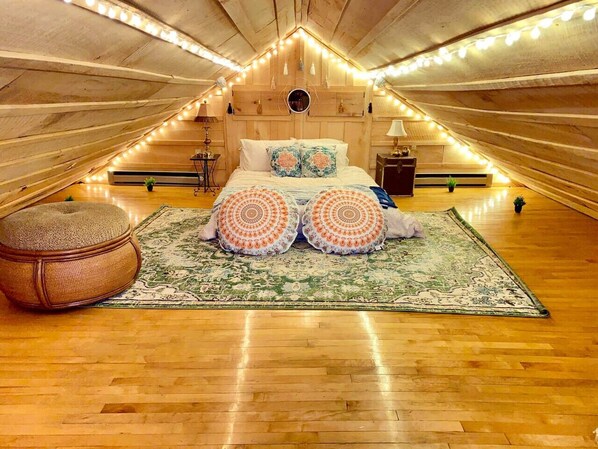 3 bedrooms, desk, iron/ironing board, WiFi