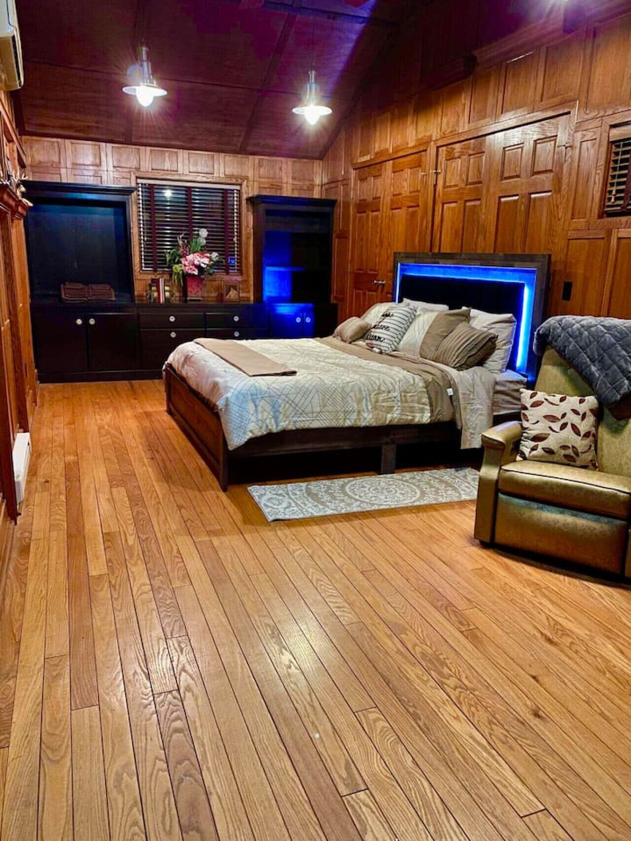 3 bedrooms, desk, iron/ironing board, WiFi