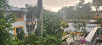 Charming 2-bedroom condo in fabulous Boca Chica with WiFi, AC