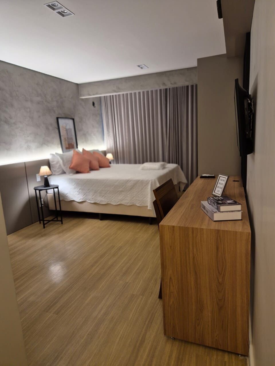 Apartment | Blackout curtains, iron/ironing board, free WiFi