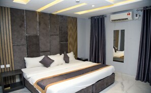 Living room - Hotel De Alommah Kubwa Abuja Nigeria (Abuja)