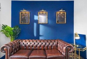 TV - Roslin Place | Grampian Lettings Ltd (Aberdeen)