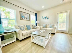 Smart TV - Winter monthly rates 3000 fully furnished (Panama City Beach)