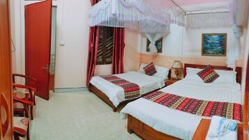 Basic Double or Twin Room, 2 Queen Beds, Non Smoking | Free WiFi