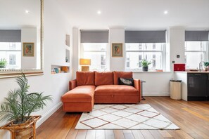 Living area - Charming Covent Garden/ Air-Con (London)