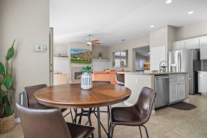 Casa (4 Bedrooms) | Parte interna