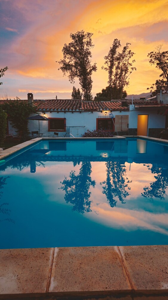 El Hospedaje by null