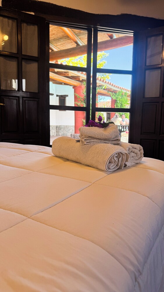 El Hospedaje by null