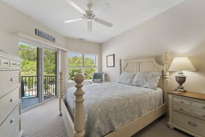 2 bedrooms, free WiFi, bed sheets - Cedar Heights 464 - Charming lakeview condo (Camdenton)