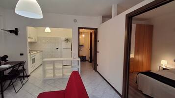 1 camera, una scrivania, ferro/asse da stiro, Wi-Fi gratuito