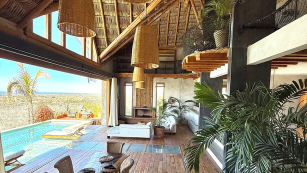 Loft Bulan Madu, 1 Tempat Tidur King, pemandangan laut | Area keluarga