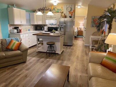 Cozy cabin with WiFi and AC in lovely Ferris!