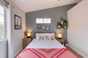 House (4 Bedrooms) | Interior - Desert Scarif Private Pool, Hot Tub, Putting Green, Near Coachella Festivals (Indio)