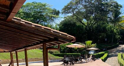 VILLA CATALINA FARM WITH SWIMMING POOL AND JACUZZI NEAR LA PINTADA