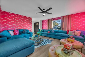 Smart TV, video games - Ultimate Scottsdale Getaway: 5BR, Pool, Game Room (Scottsdale)