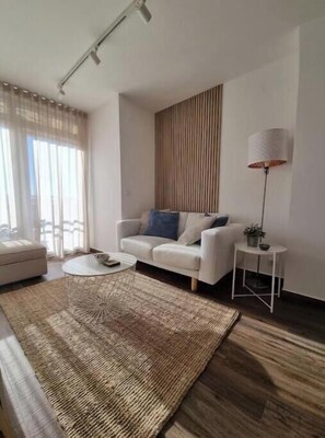 Smart TV - Charming Peony Apartment in Dubrovnik: 2-Bedroom Retreat with Scenic Views (Dubrovnik)