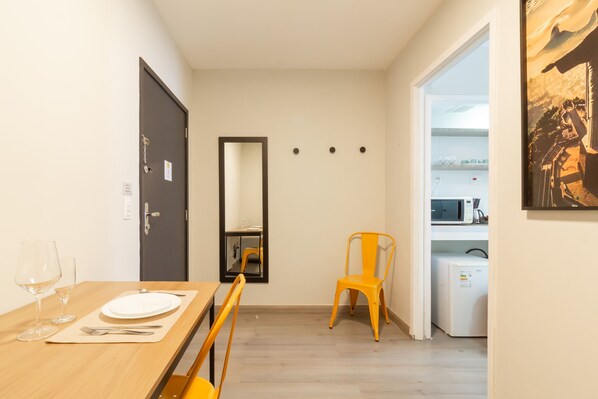 Estudio, para fumadores | 1 habitación 