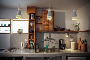 Oven, stovetop, coffee/tea maker, eco-friendly cleaning products - Rosemary - Pool, Jacuzzi - Tvrdic Honey farm (Grohote)