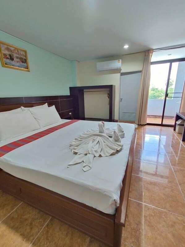 غرفة اقتصادية مزدوجة - بشرفة | واي فاي مجانًا وملاءات أسرّة