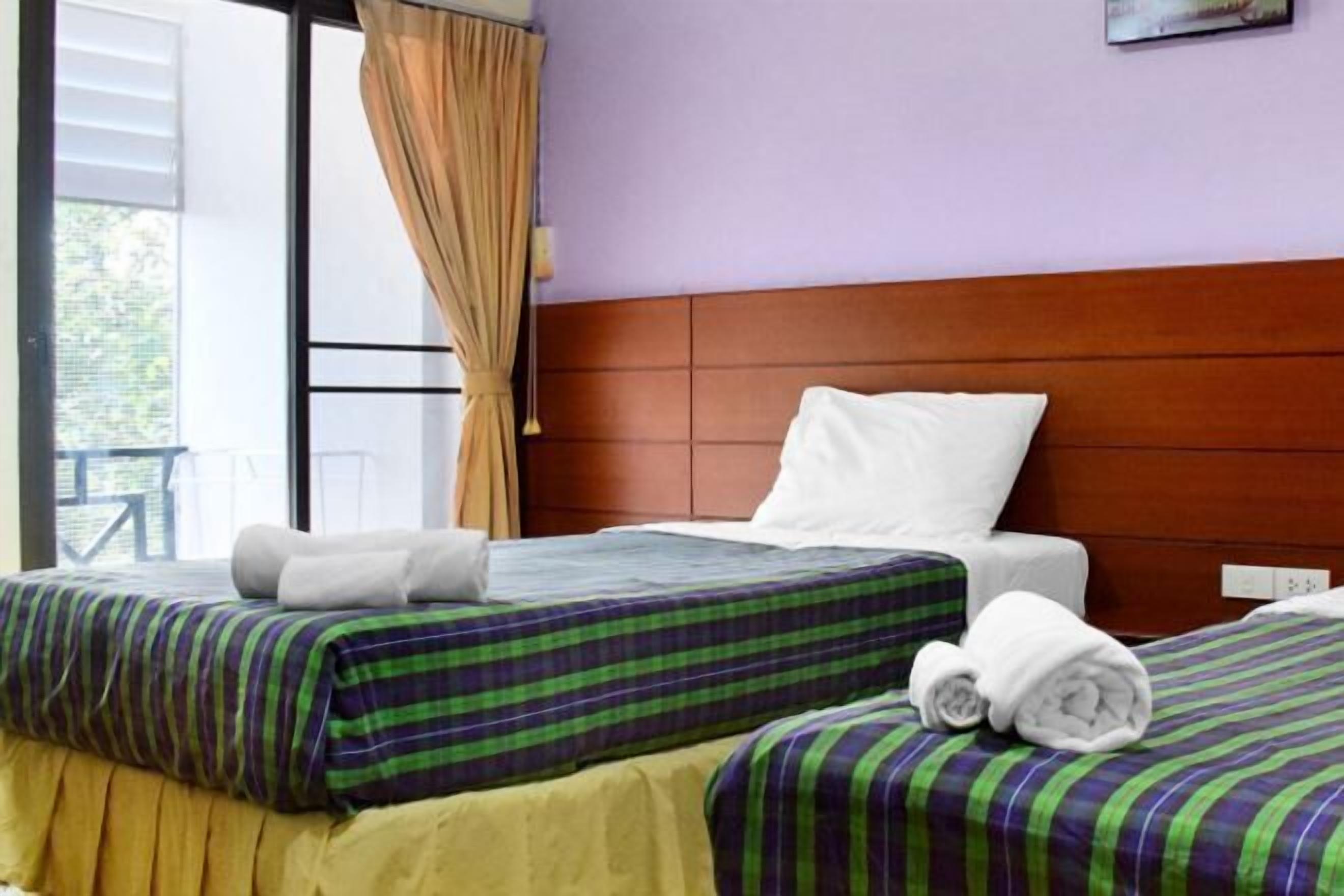 Wi-Fi ฟรี, ผ้าปูที่นอน