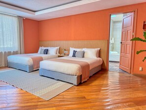 1 chambre, bureau, lit parapluie, Wi-Fi