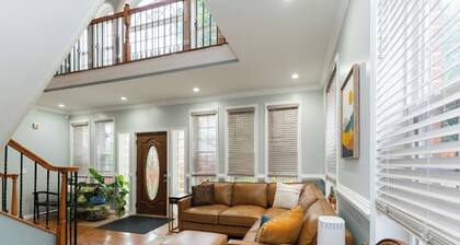 MD/DC/VA Hideaway - Oasis /Jacuzzi w/ 4-bedroom/3-Bath in Fort Washington