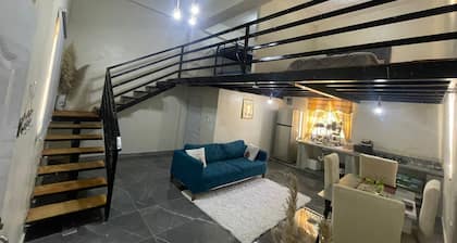 Charming 2-bedroom apartment with WiFi, AC in enchanting Juan de Herrera