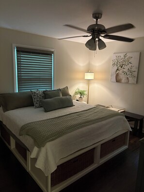 3 bedrooms, WiFi (free), bed sheets