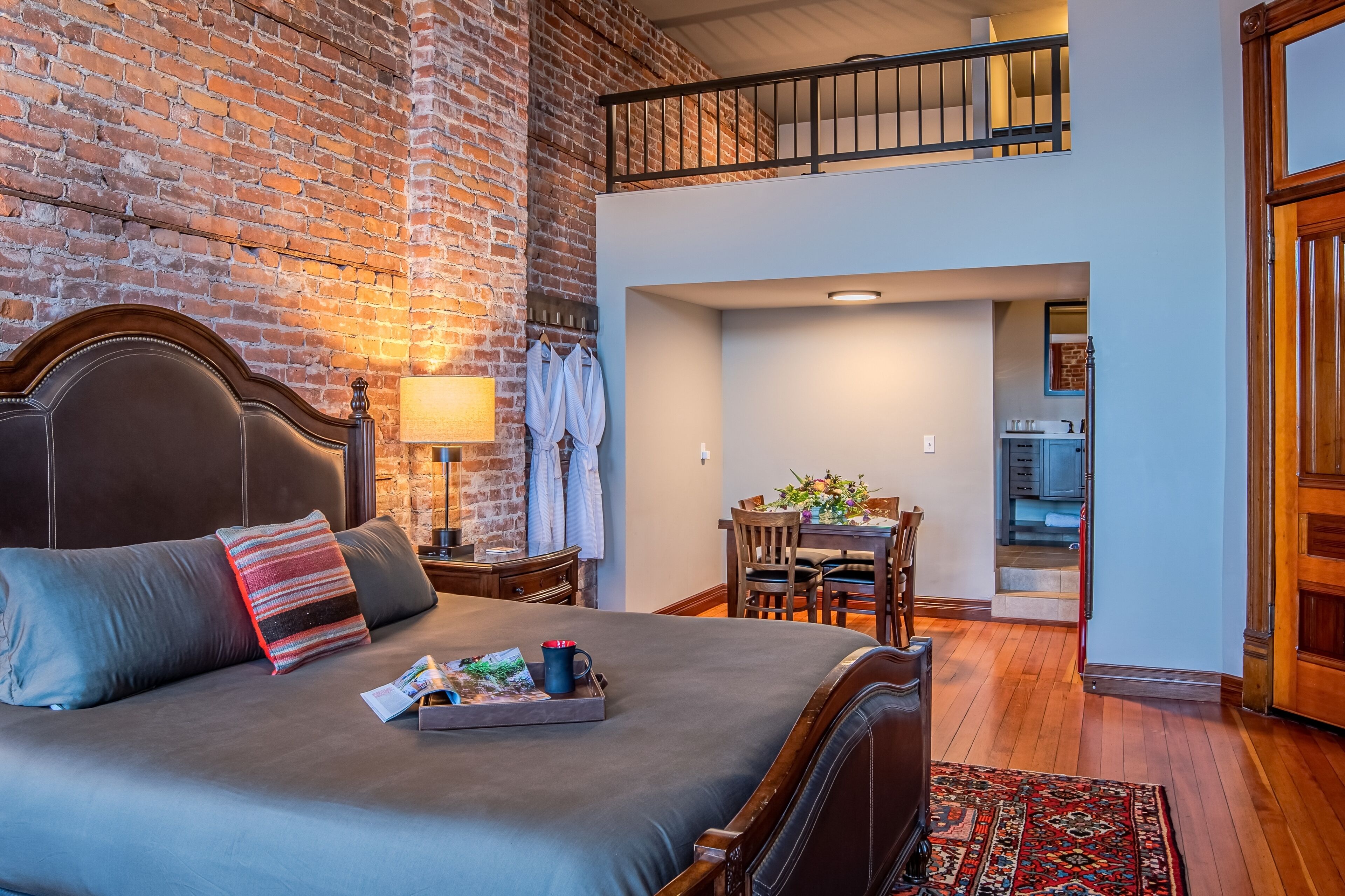 熨斗/熨衣板、上网接入、床单