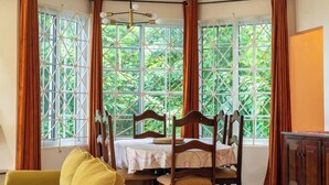 Unclassified image, 3 of 30, button - Pampered in paradise - two b/r penthouse Ocho Rios (Ocho Rios)