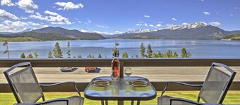 Lake & ski view condo | Pool, hot tub, sauna & cozy fireplace